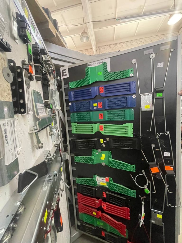 Фурнитура и запчасти на полуприцепы